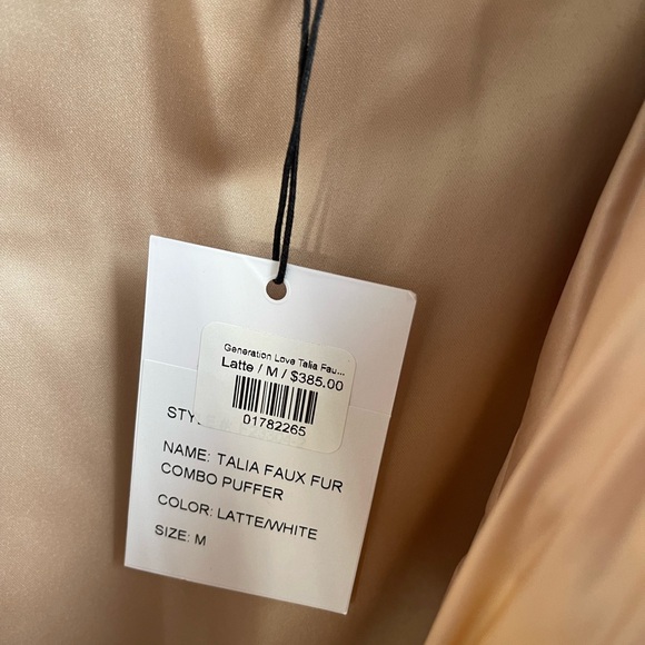 Generation Love Talia puffer with faux fur
Size medium
New with tags - Picture 3 of 4